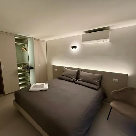 Apartment Luxury House In Pietrasanta 130 Mq *