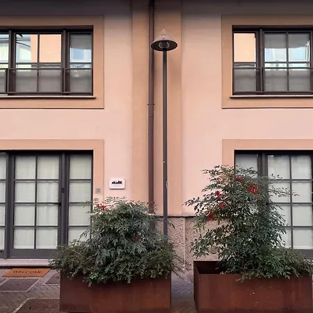 Apartment Luxury House In Pietrasanta 130 Mq Milan